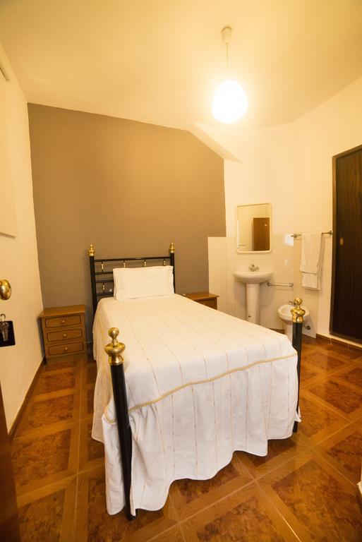 Residencial Valentina Hotel Lisboa Phòng bức ảnh