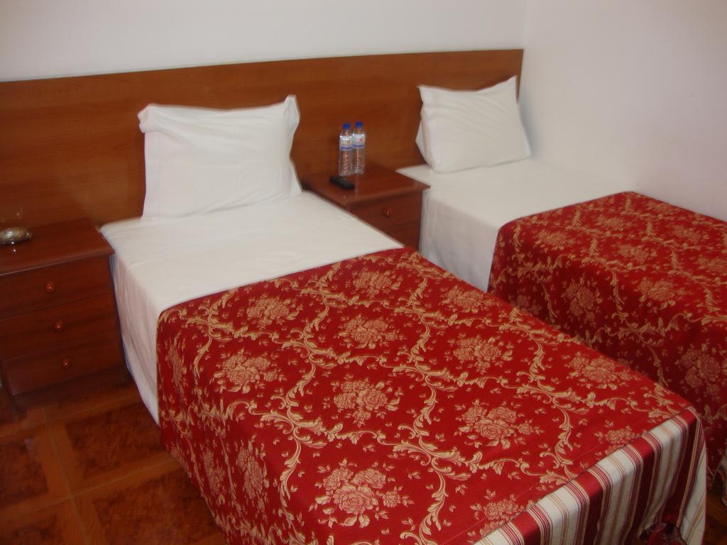 Residencial Valentina Hotel Lisboa Ngoại thất bức ảnh